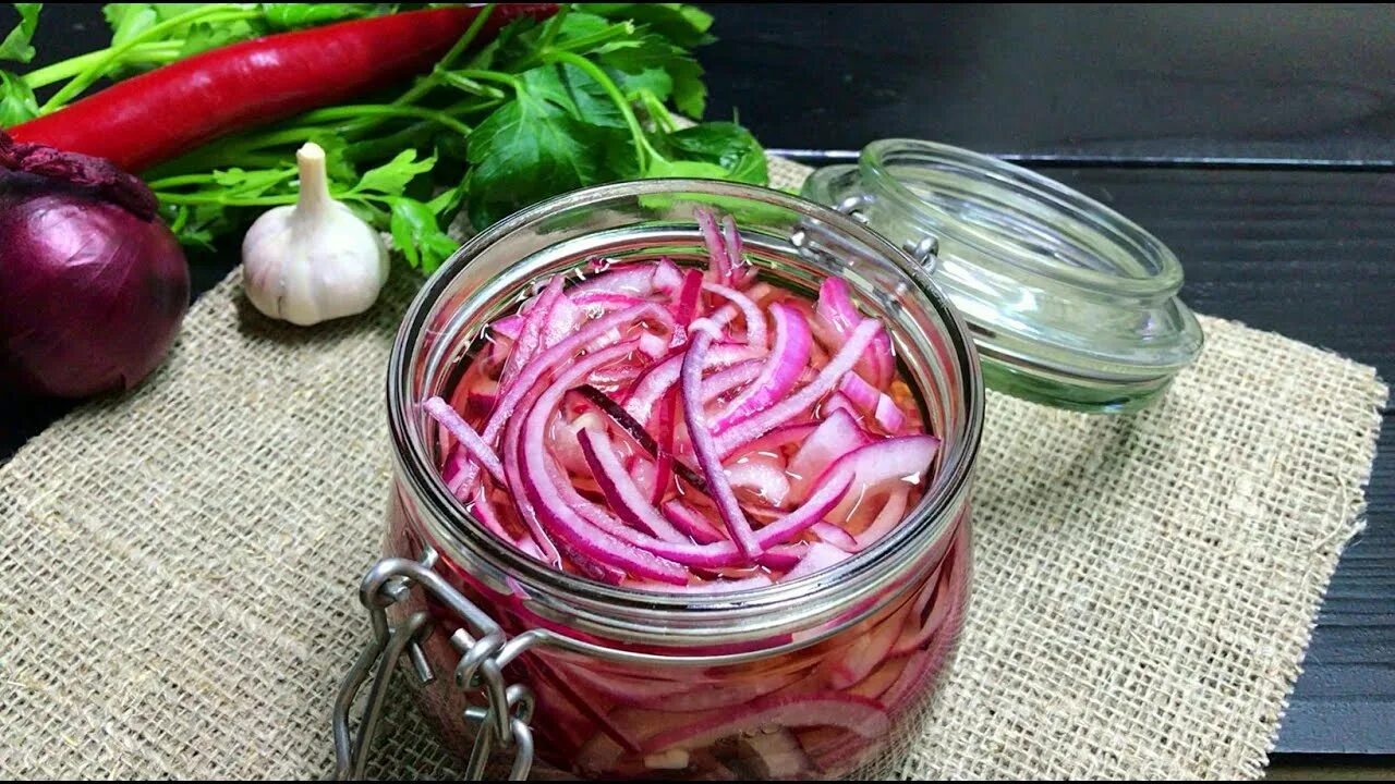 Маринованный ЛУК к ШАШЛЫКУ очень БЫСТРО и ВКУСНО! Хрустящий МАРИНОВАННЫЙ ЛУК сде