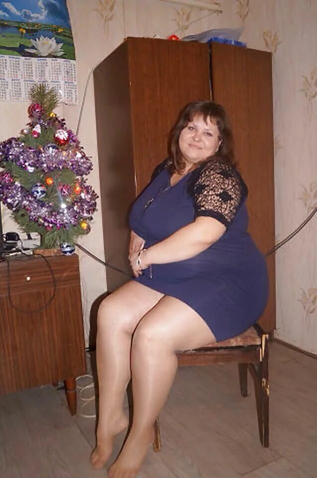 Бесплатное видео толстых русских женщин. Русские толстушки домашнее. Полные женщины домашнее. Женщина полненькая в социальных сетях.
