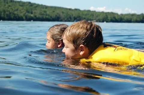 Swim in the lake перевод