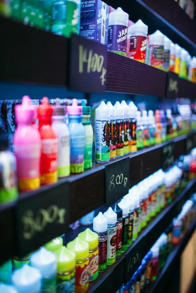 вейп шоп 24 часа. автозаводская вейп шоп. витрины для вейп шопа. автозаводская вейп шоп. вейп шоп.