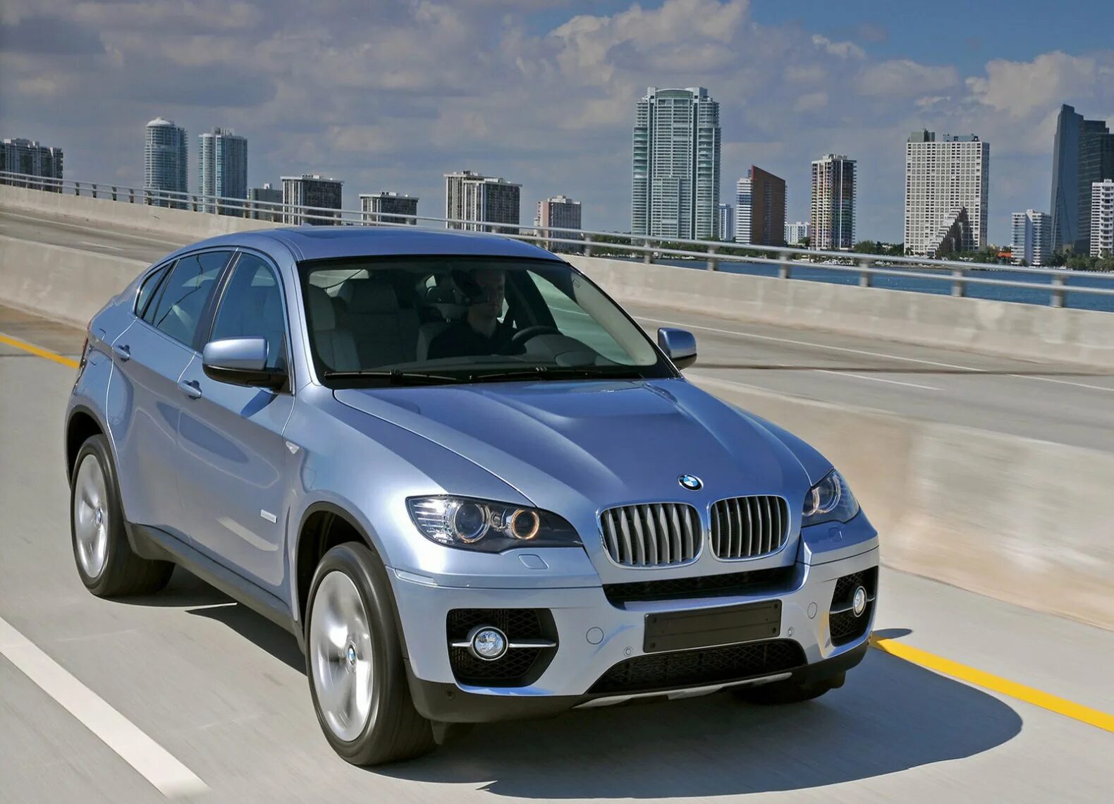 BMW x6 ACTIVEHYBRID. БМВ х6 2010. BMW x6 e72. БМВ кроссовер х6. X6 18