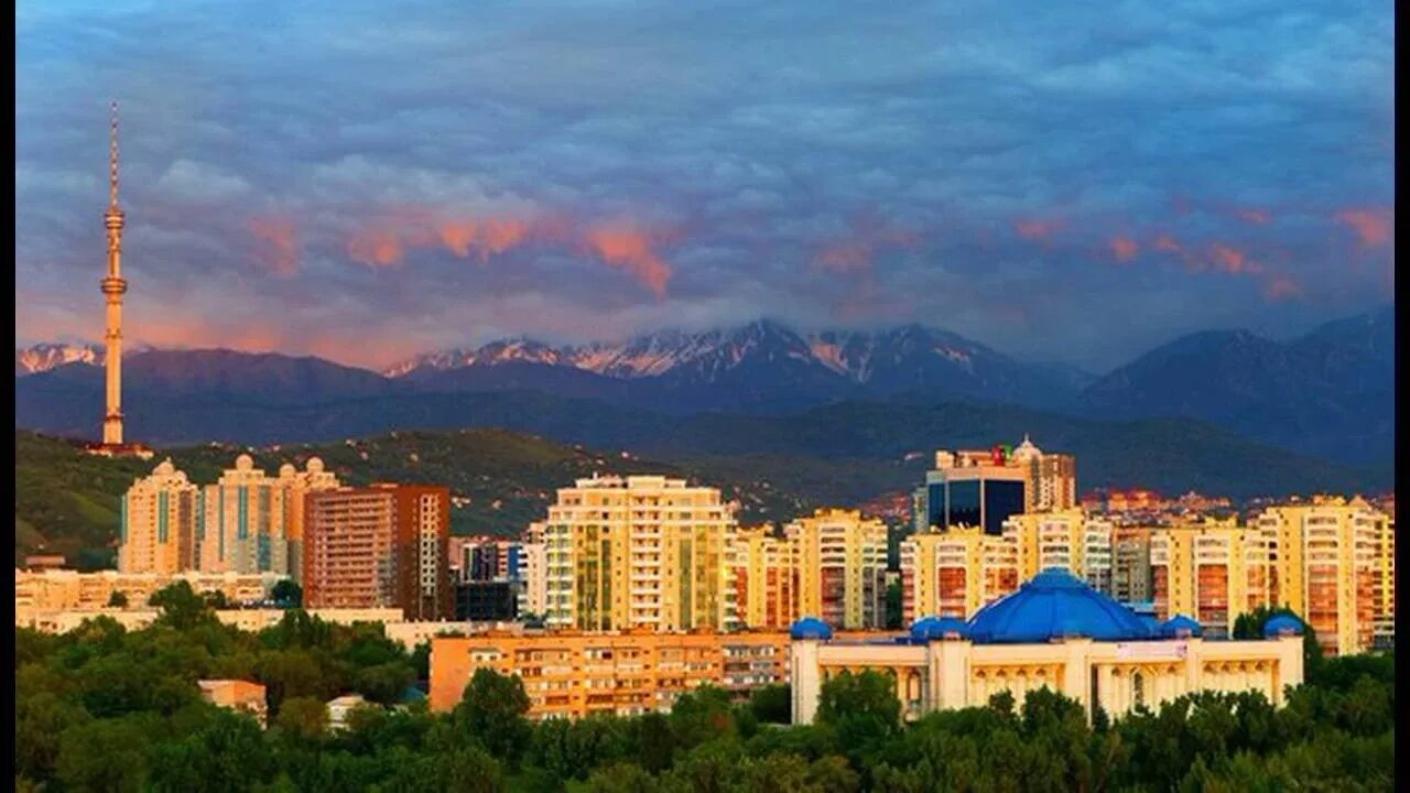 Как сейчас называется алма. Алма-ата казахстан. казахстан столица алматы. алма-ата панорама. алма-ата столица какого государства.