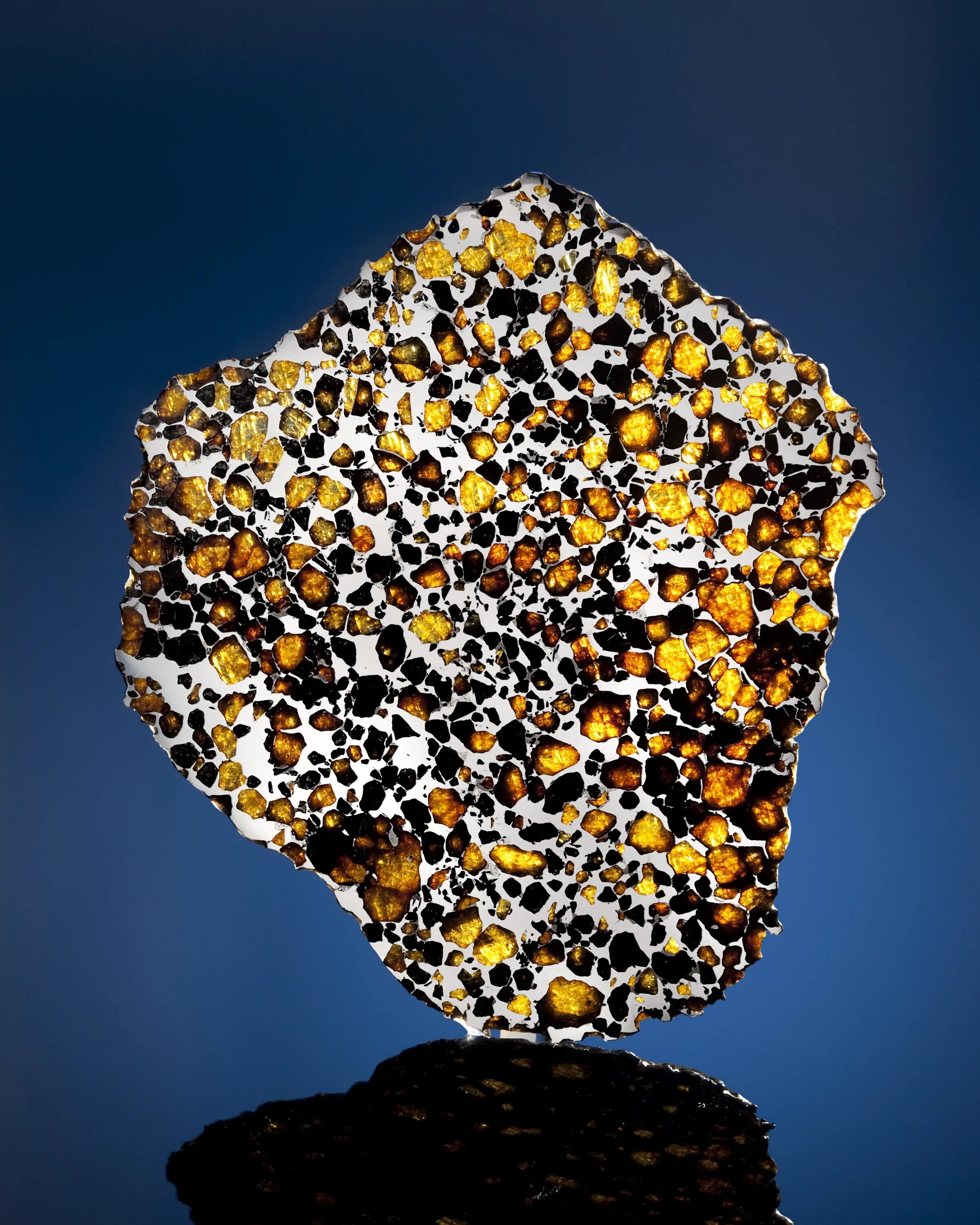 метеорит палласит. метеорит гибеон. метеорит палласит. фукан китай. метеорит мыс йорк.