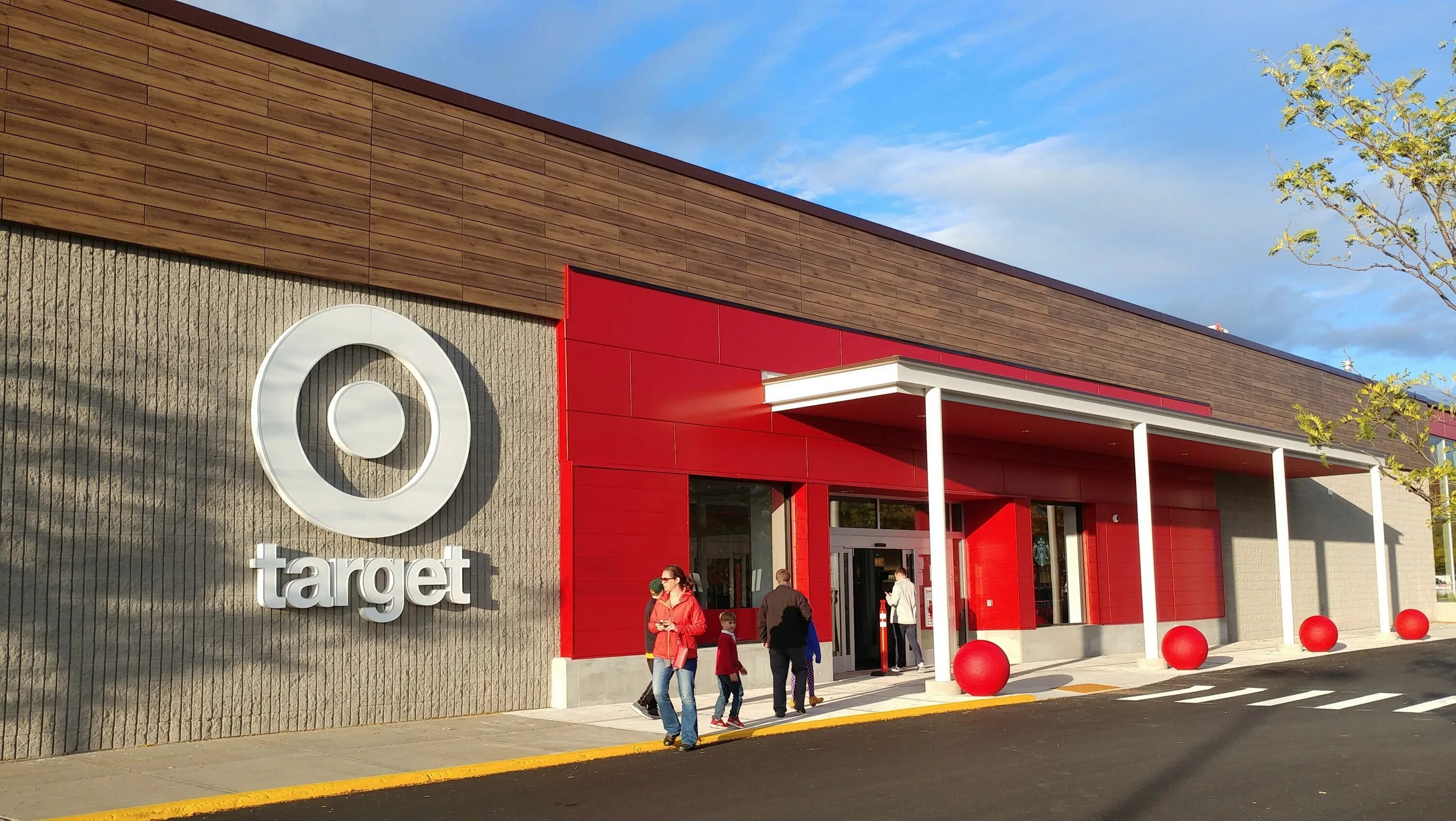 W target. Target store. target corporation магазин. target в америке. таргет магазин сша.
