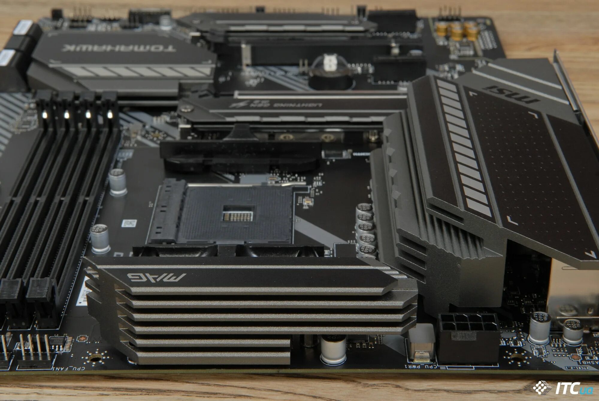 B550 tomahawk max wifi. Msi tamagawa b550. msi tomahawk b550 разъемы. msi 550. msi mag b550 tomahawk pcb.
