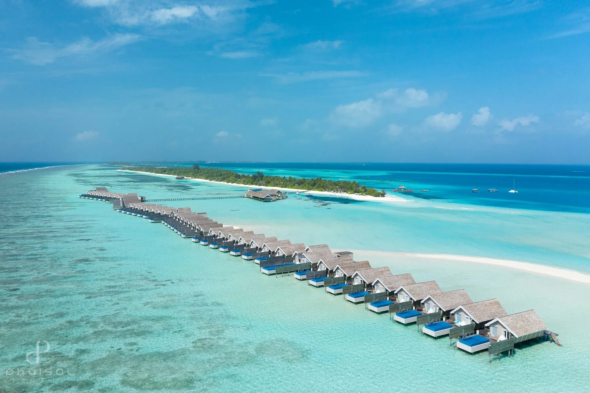 Мальдивы бронировать. Lux south ari atoll. ари атолл мальдивы. lux south ari atoll 5. lux south ari atoll maldives.