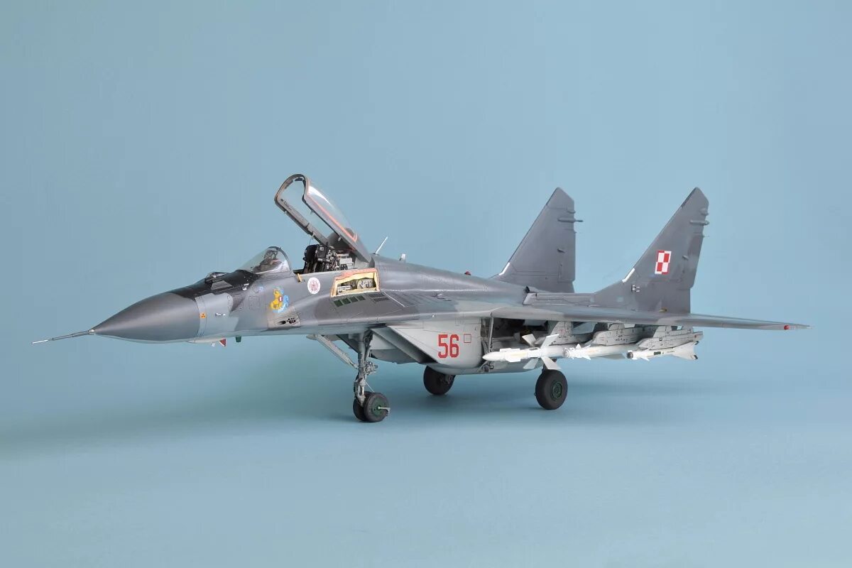 Миг 29 модель. Mig-29 1/48. Миг-29 9-12. Миг-29 1/48 Academy. Модель самолеты видео