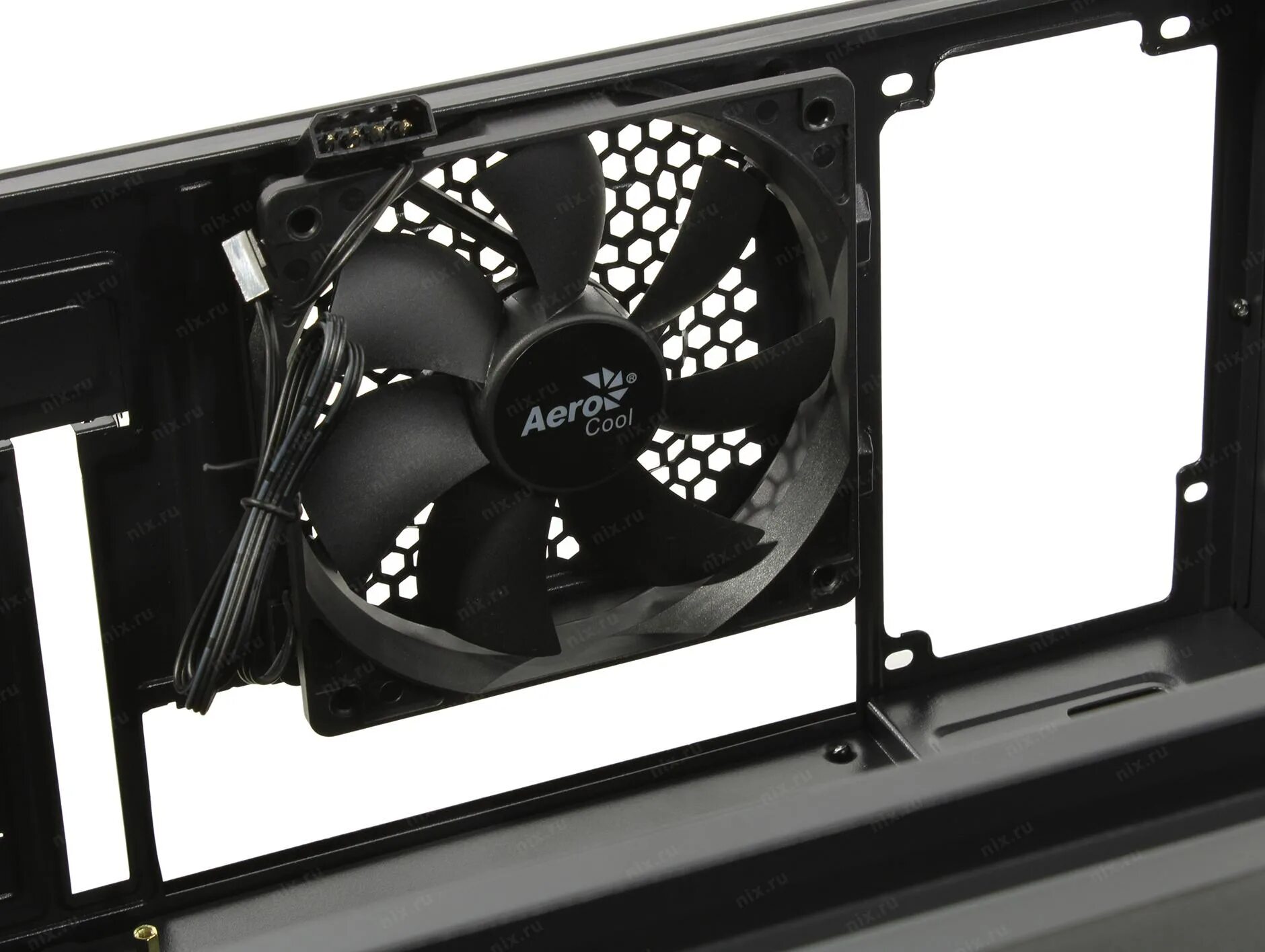 Cs 104. Aerocool cs-104. aerocool cs-104-s-bk-v1. корпус aerocool cs-104. корпус aerocool cs-106-s-bk-v1.