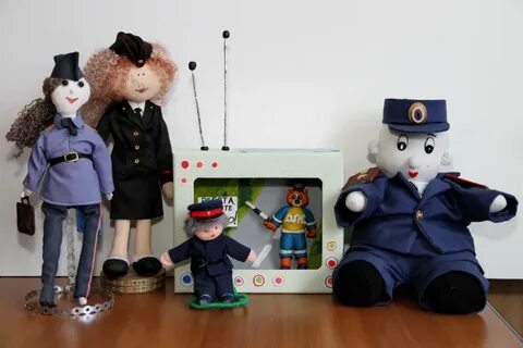 Связали полицейскую