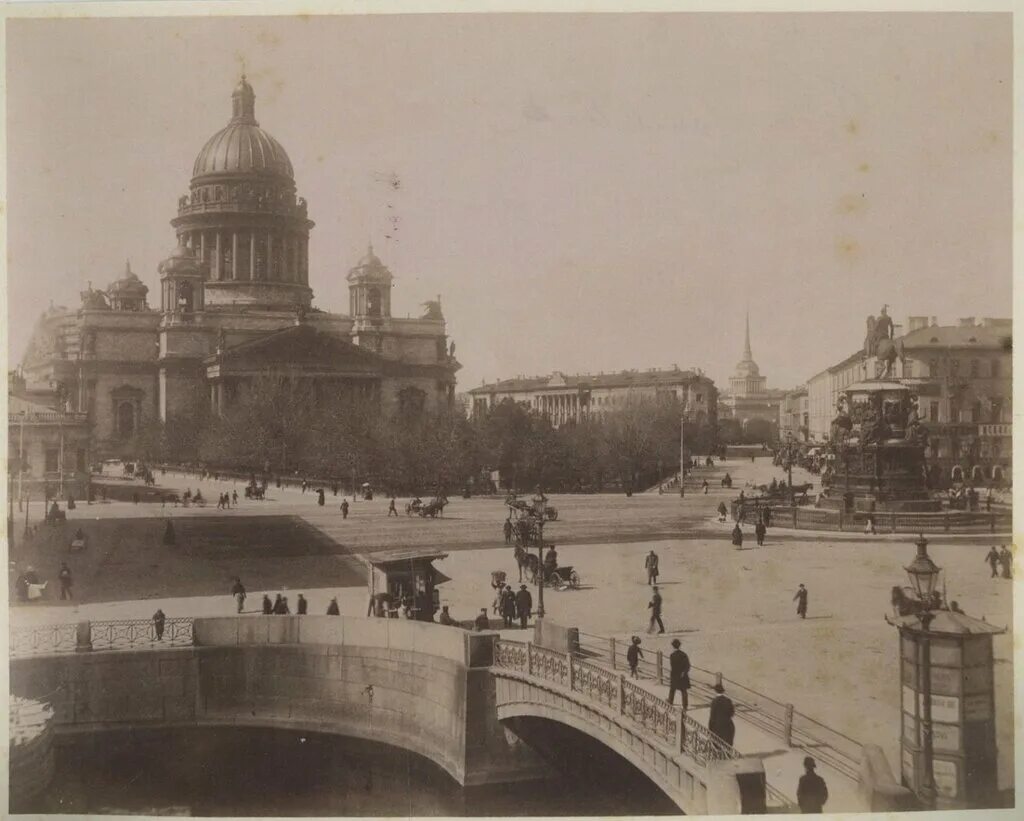 Исаакиевский собор в начале 20 века. Исаакиевский собор 1900. Исаакиевская площадь 18 века. Санкт-Петербург 20 век