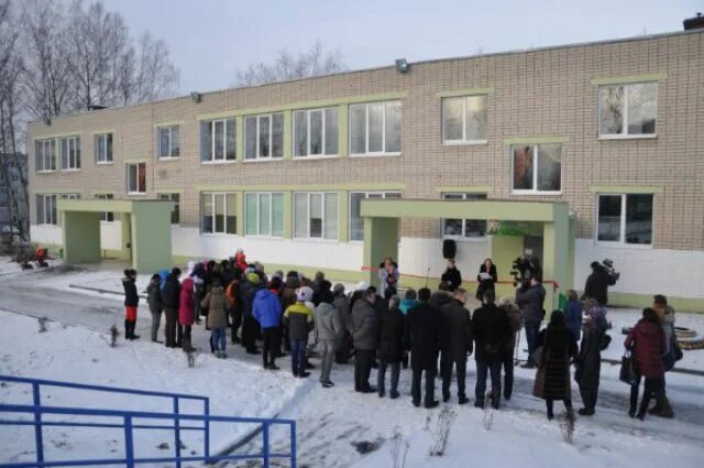 Поселок дубки ярославская область. Посёлок Дубки Ярославская область. Поселок Дубки Ярославский район. Поселок Дубки Переславский район. Детский сад 19 пос. Дубки Раменский район.