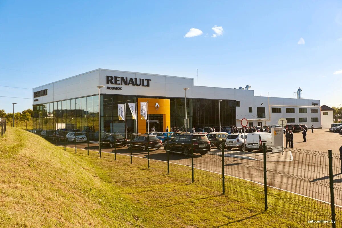 Renault красноярск. Сиалавто красноярск. Рено центр красноярск. Renault красноярск. Рено центр в екатеринбурге.