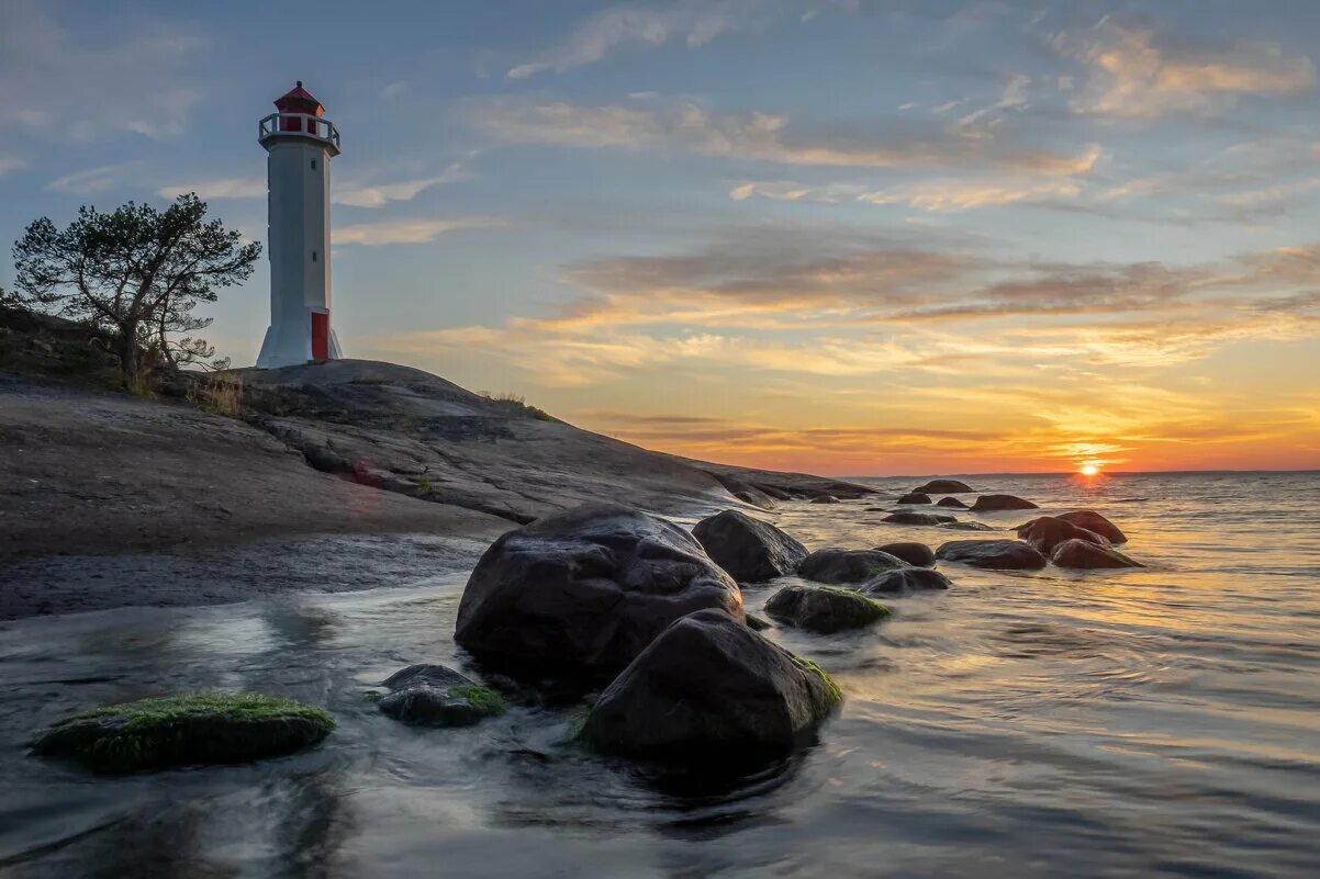 маячный. маяк петропавловский (мыс маячный). маяк петропавловский (мыс маячный). мыс маячный петропавловск камчатский. мыс маячный петропавловск камчатский.