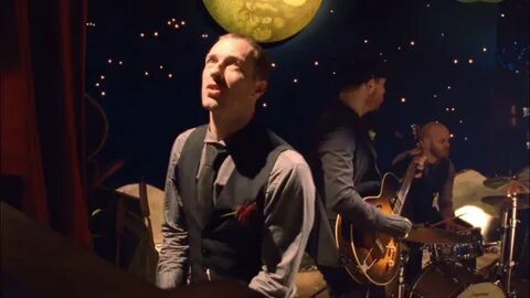 Christmas lights coldplay перевод