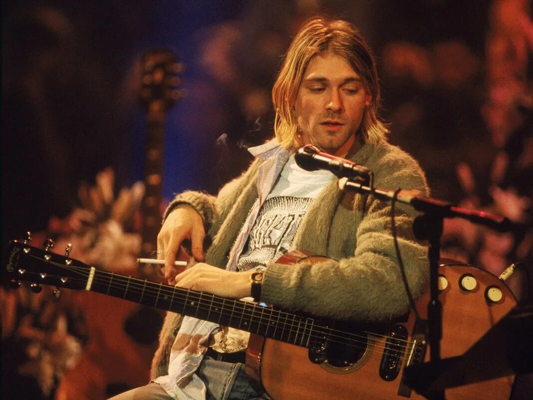 Nirvana mtv unplugged. Курт Кобейн 1994. Курт Кобейн и Nirvana. MTV Unplugged Nirvana Курт Кобейн. Rehrj,TBY.