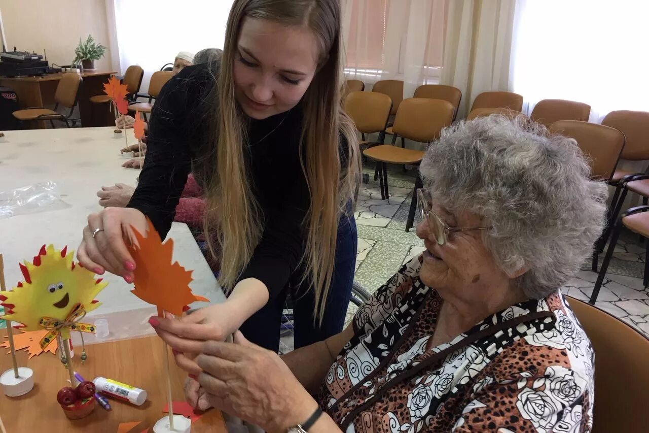 астер тклассы для пожилых людей. мастер класс для пожилых. мастер-класс для пожилых интересный. мастер классы для пожилых людей. кружки рукоделия для пенсионеров.