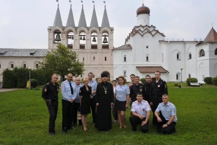 омвд по тихвинскому району ленинградской области. полиция тихвин. тихвинское омвд. тихвинское омвд. тихвинское омвд.