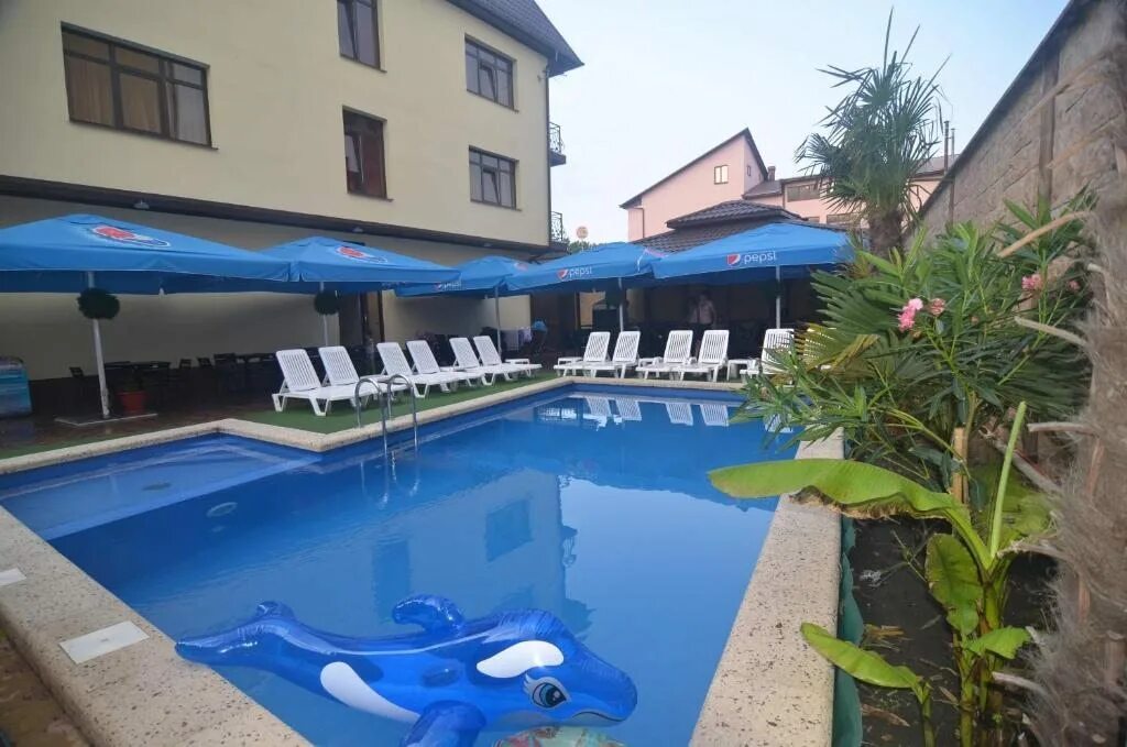 Лаза плаза. Guest house laza plaza лазаревское. Гостевой дом лаза плаза в лазаревском. Лаза плаза лазаревское. Лазаревское аэродромная 2 2.