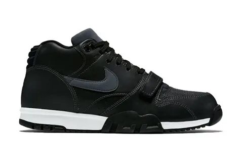 Nike air trainer 1