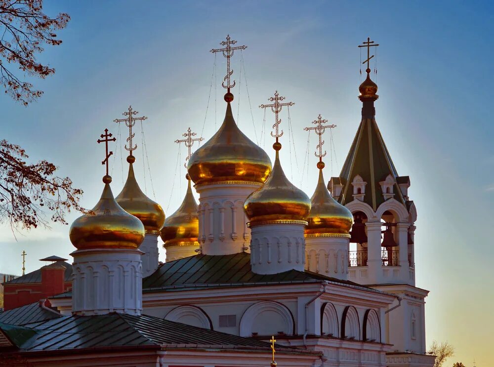 Семикупольный храм в Москве. Купола православного храма. Купол церкви православной.