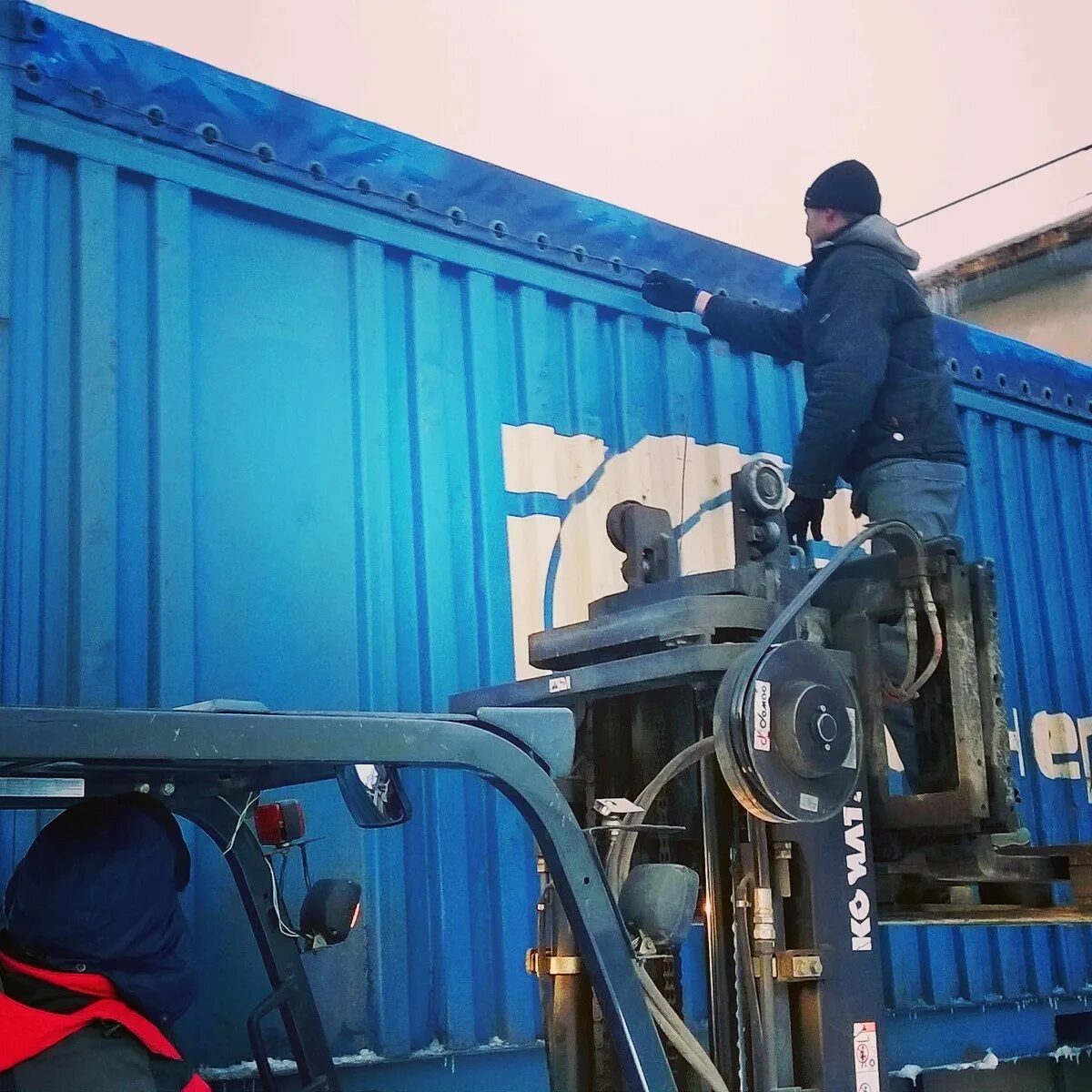 Container agent. Пэппэлл. Много контейнеров. Container agent. L.