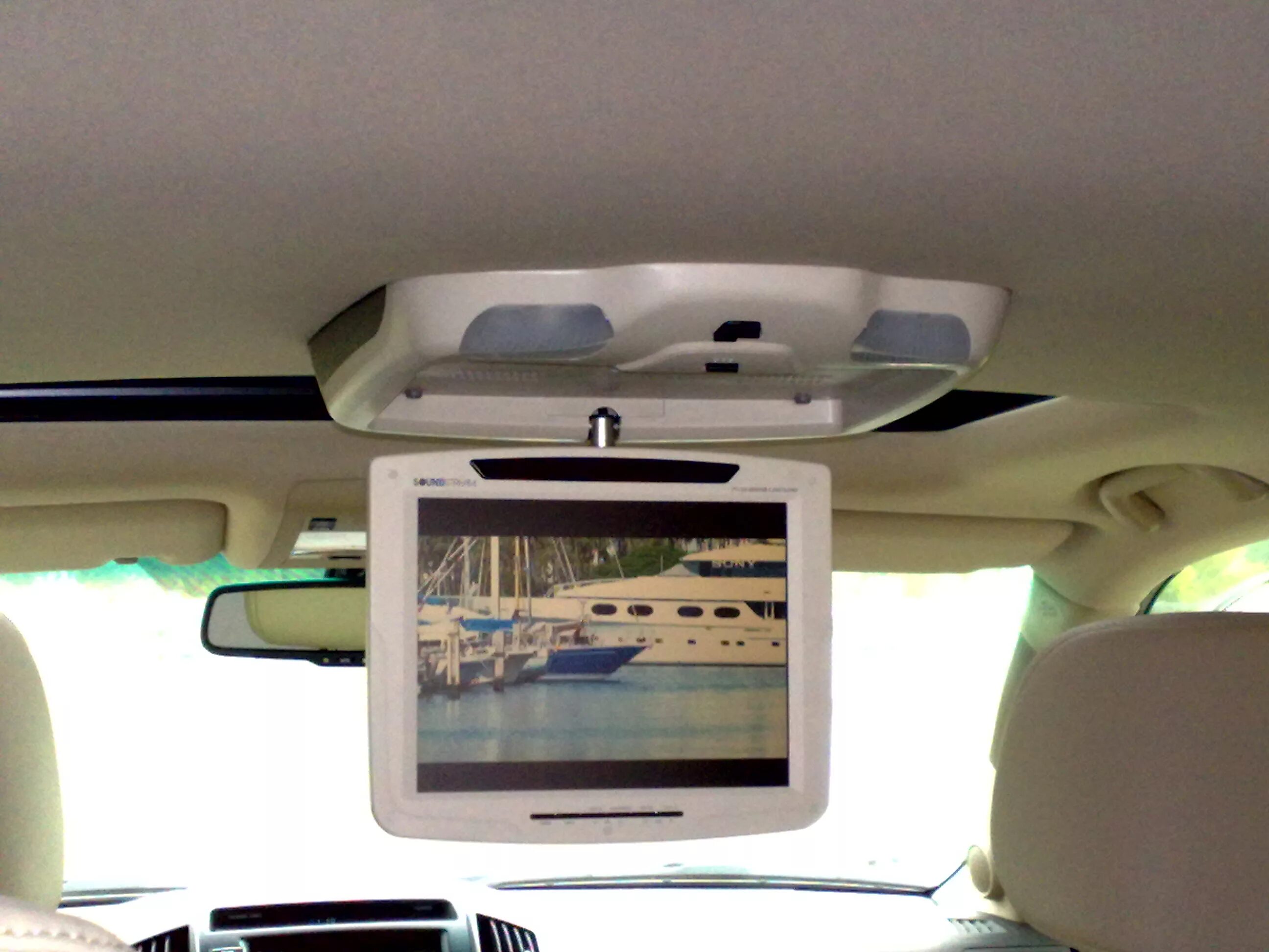 Потолочный манитортlc 200. Монитор в потолок на мультивен. Потолочный манитортlc 200. Установка потолочного монитора. Установка потолочного монитора.