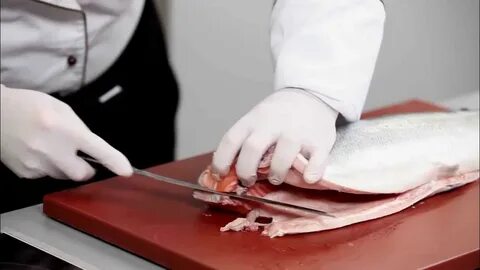 Как разделать горбушу на филе видео