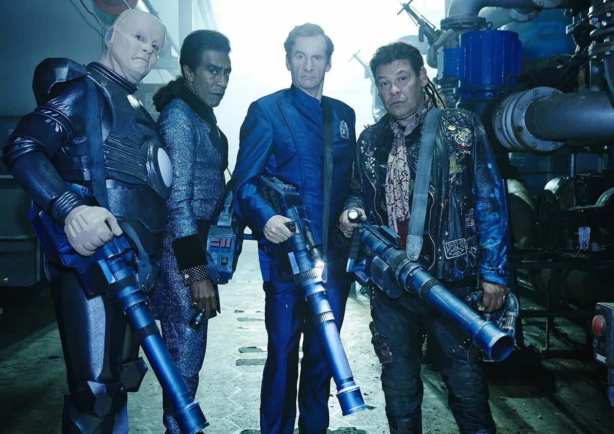 Красный карлик человек. Red dwarf. Красный карлик фото. Red dwarf. Красный карлик фото.