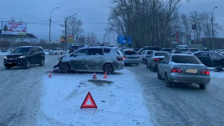 Происшествия новосибирск. Номер при дтп новосибирск. Дтп в новосибирске за последние сутки в новосибирске аст. Номер при дтп новосибирск. Номер при дтп новосибирск.