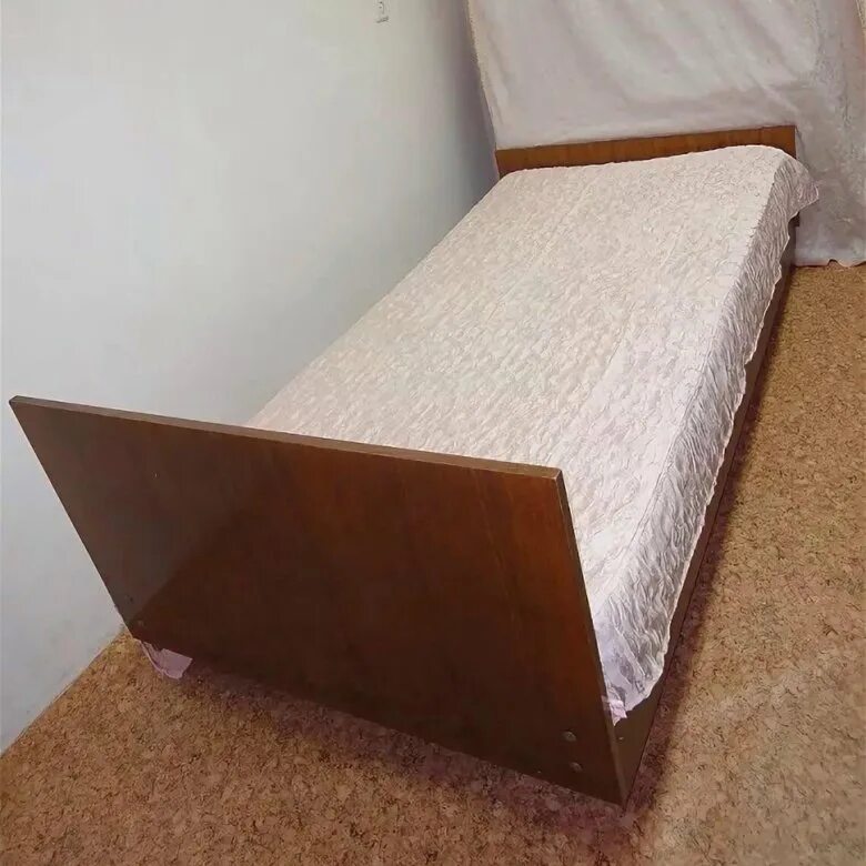 Кровать односпальная Советская. Кровать односпальная Старая. Кровать односпальная из ДСП. Советская одноместная кровать.