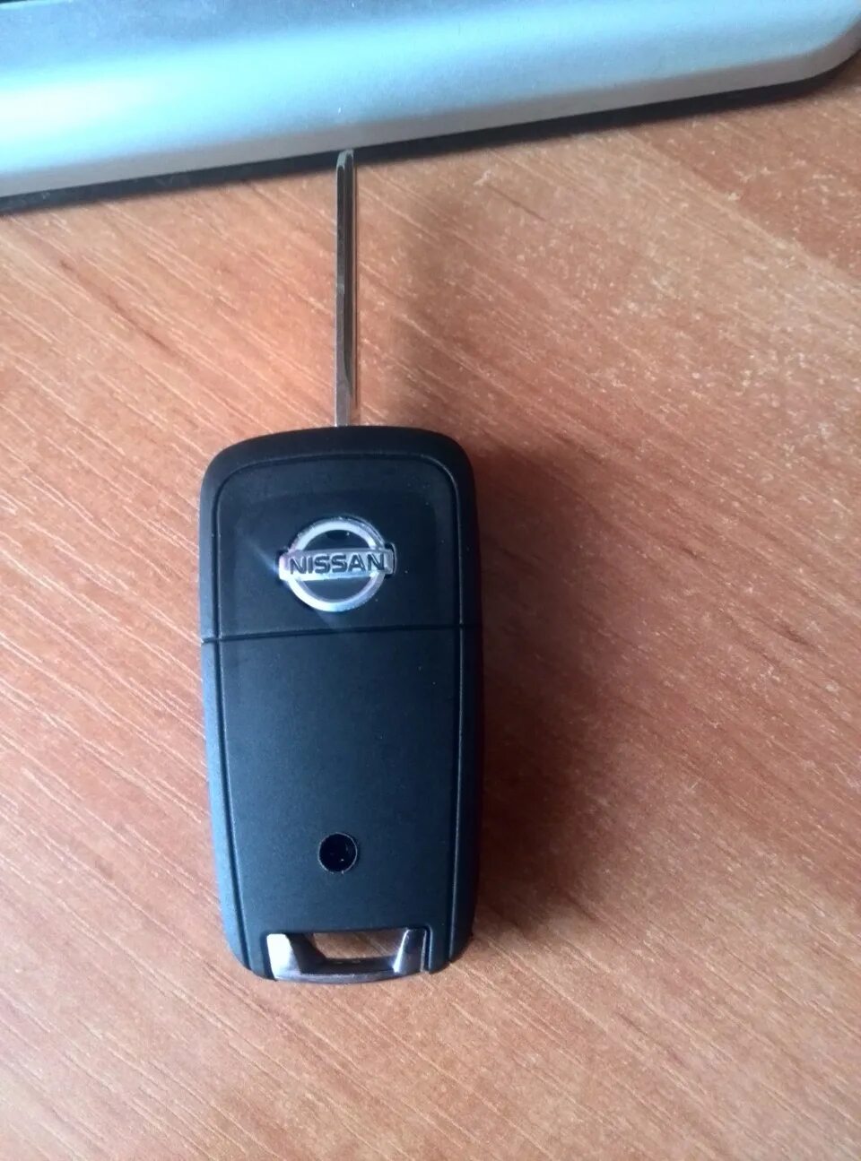 Ключ Nissan primera p11. Выкидной ключ Ниссан премьера п 12. Выкидной ключ Ниссан Марч ак12. Primera p12 ключ.