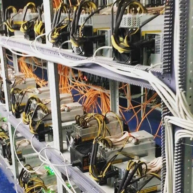павел майнинговая ферма. майнинг асики 9g. майнинг отель красноярск. дата центр биткоин. генезис майнинг.