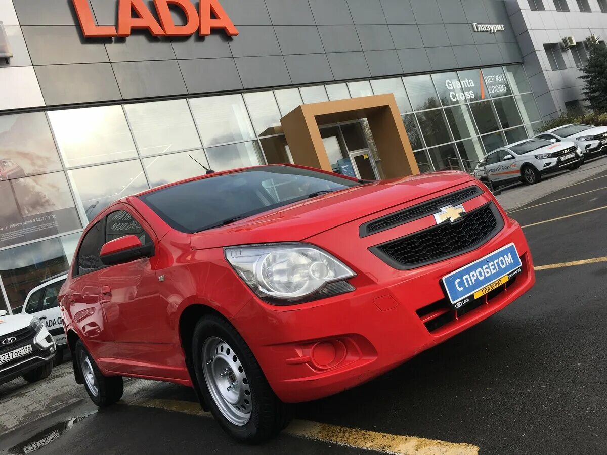 Шевроле кобальт американский. Chevrolet Cobalt 2013. Chevrolet Cobalt America 2008. Chevrolet Cobalt 2009 USA. Купить шевроле кобальт новый у официального дилера