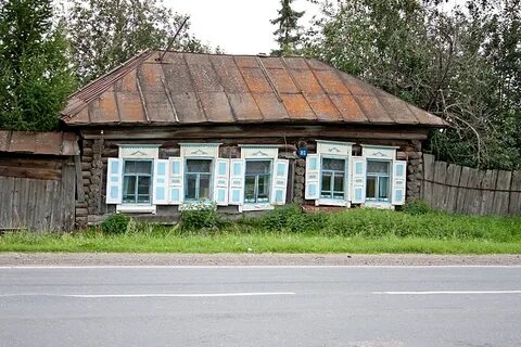 Дом в деревне на урале