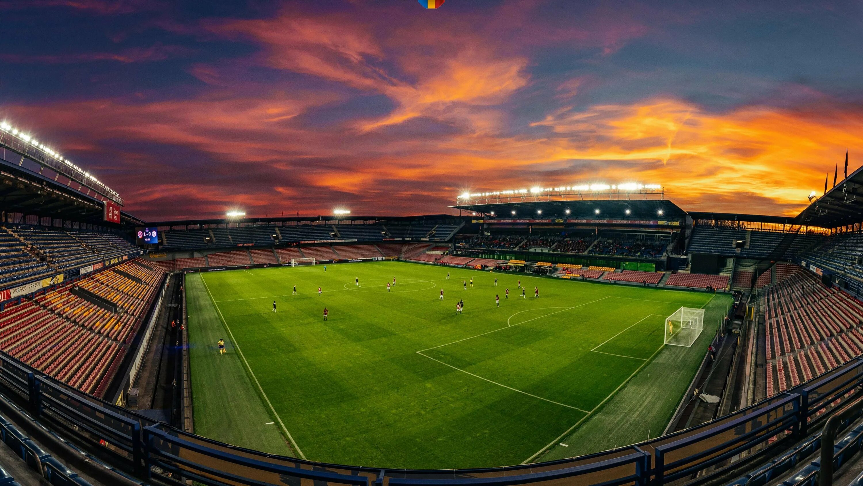 Берн Арена (футбольный стадион). Фон стадион Локомотив Москва. Stadion z'dežele целе Словения футбольный стадион. Стадион вечером