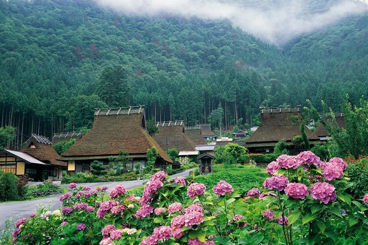 Japanese village. Японская деревня Киото. Мияма Киото. Деревня ине Киото. Село Саруфуцу Япония.