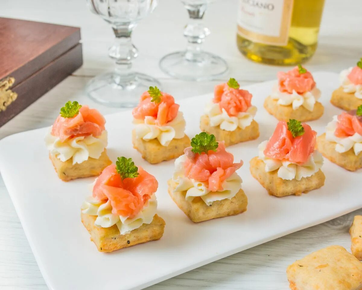 Creamy Bruschetta Appetizer Bites Recipe Appetizer bites, Appetizers easy, Brusc