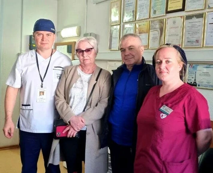 медперсонал в больнице. вакансии 52 больницы москвы. главврач 52 больницы москва. волонтеры в гкб 52 форма. 52 больница нефрологический центр.