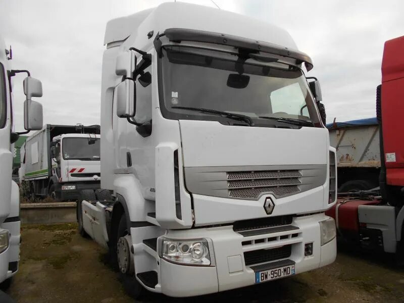 Тягач renault premium 450 dxi расположение предохранителей Тягач Renault Premium 450 Dxi manual 4x2 Евро 4 б/у n ° 9247576