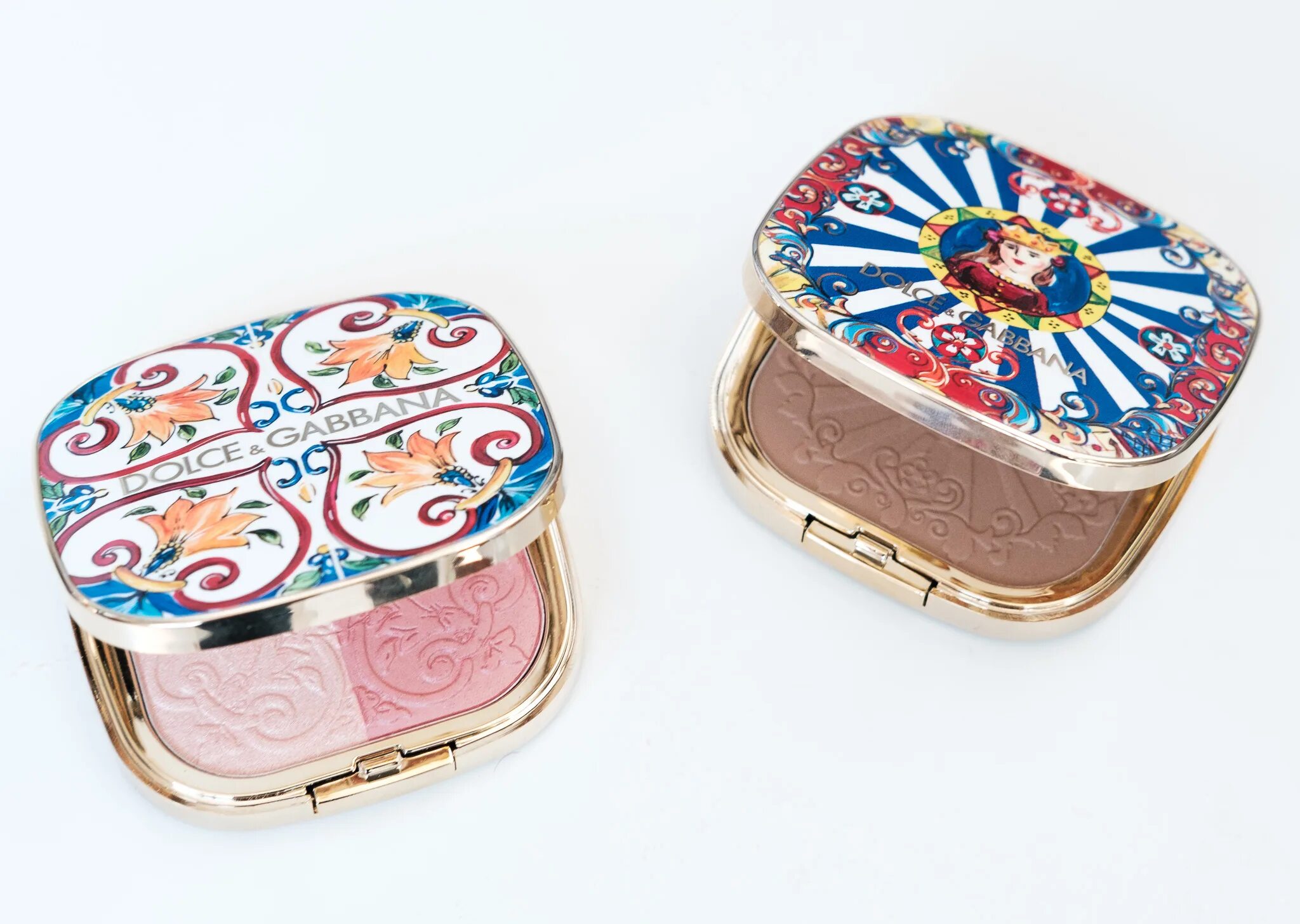 Dolce glow. Dolce gabbana бронзер. зеркало dolce gabbana карманное. dolce gabbana solar glow бронзер. бронзатор дольче габбана.