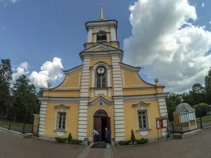 Церковь в красном селе