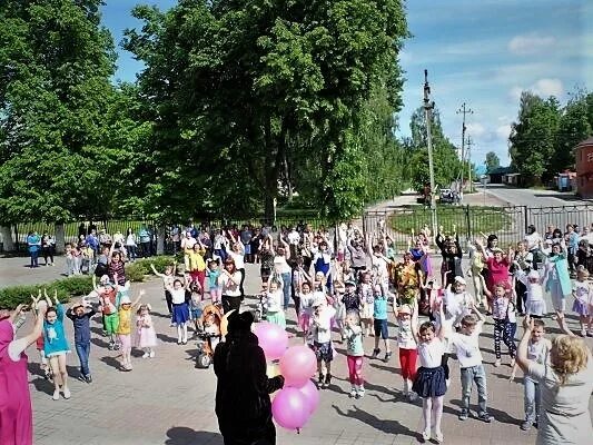 Навля. Достопримечательности п навля брянская область. Церковь навля. Погода в навле брянской на сегодня. Поселок навля.