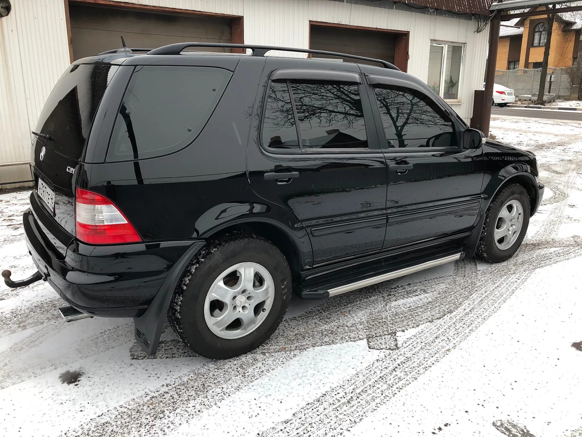 Мерседес мл 163 кузов. Mercedes ml в 163 кузове. Мерседес мл 320 163 кузов. Мерседес мл 163 2.7 дизель. Купить мерседес 163 кузов