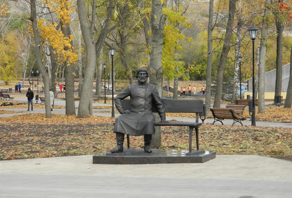 Городской парк саратовская область вольск городской парк. Вольск парк. городской парк вольск. парк в вольске саратовской. парк сапожникова в вольске.