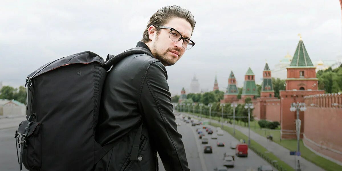 Туристы в москве. Туристы в москве. Чм 2018 москва. Московский иностранец. Туристы в москве.