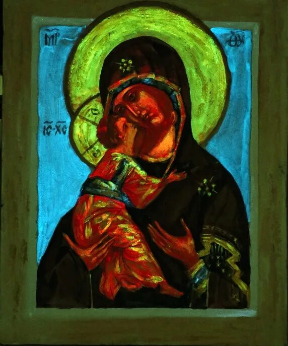 икона елизавета чудотворица. афонские иконы в серебряном окладе. свечение иконы. софия чудотворица икона. красивые светящиеся иконы.