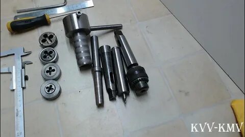 Плашка на токарном станке
