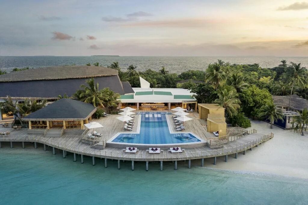 Marriott hotel мальдивы. Шавиани атолл мальдивы. Marriott hotel мальдивы. Jw marriott maldives 5*. Jw marriott maldives resort & spa 5* deluxe.