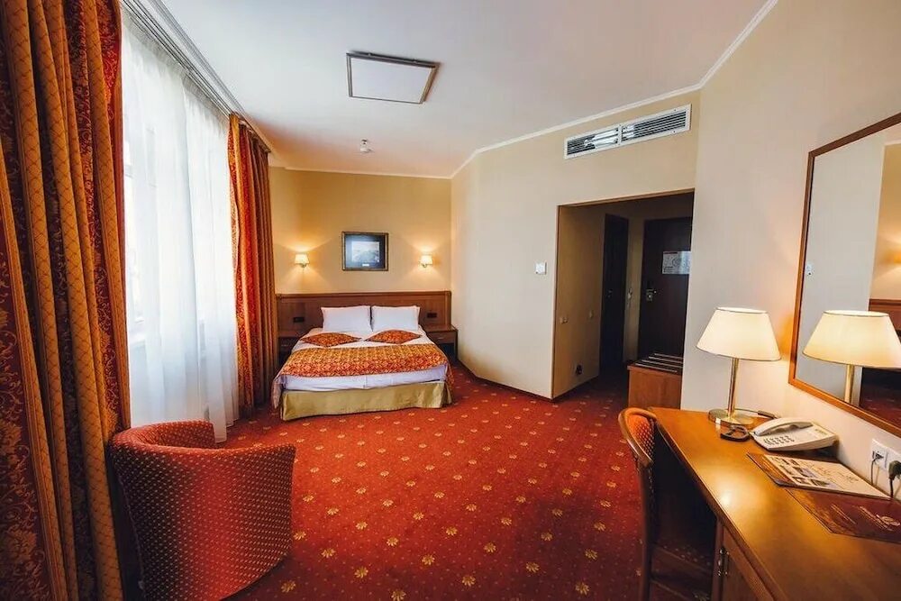 Онего палас петрозаводск. Гостиница cosmos petrozavodsk 4*. Космос карелия петрозаводск. Отель космос петрозаводск. Космос отель карелия.