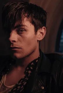 Фредди картер
